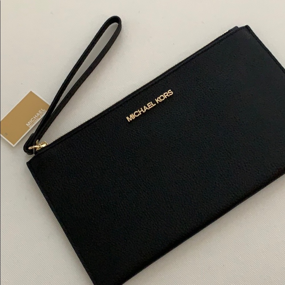 NWT Michael Kors LRG Zip Clutch/Wristlet